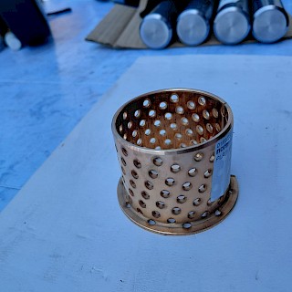 PLAIN BEARING