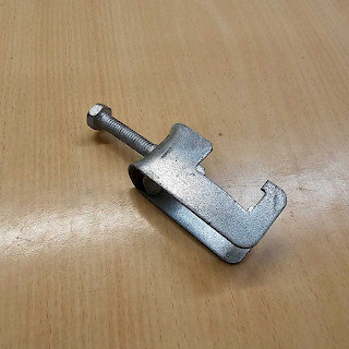 Kaapelikiristin / Kaarikiinnike MEKA CCA-14 ZN ⌀ n.15 mm