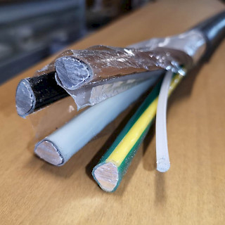 Sähkökaapeli AXMK 4 x 70 mm2 0,6/1kV alumiini 29 metriä