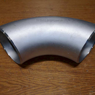 RST Teräskäyrä 90º hitsattava 6" 167x7,5