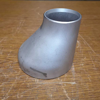 RST Terässupistus hitsattava 6"- 3" 169x90x6 mm
