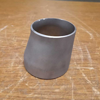 RST Terässupistus hitsattava 4"- 3" 113x88x4 mm