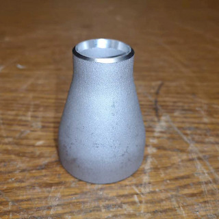 RST Terässupistus hitsattava 2"- 1" 60x34x3 mm