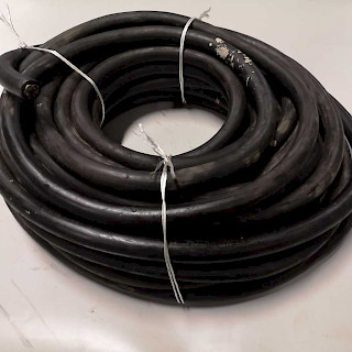 Kumikaapeli 5x16 mm² 27 metriä