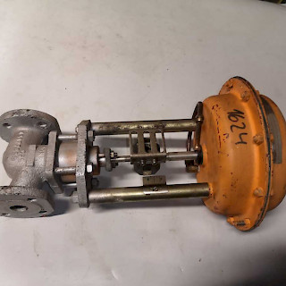 Istukkaventtiili DN25 PN40