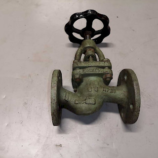 Istukkaventtiili DN25