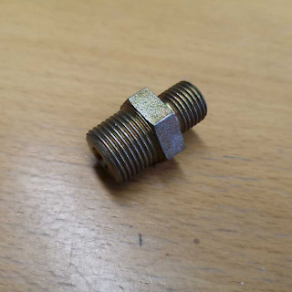 Kaksoisnippa R1/4-RK3/8