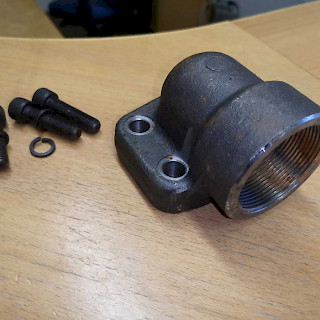 SAE-KIINTOLAIPPA DN50 sisäkierre ​57