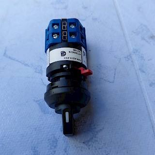 CAM SWITCH