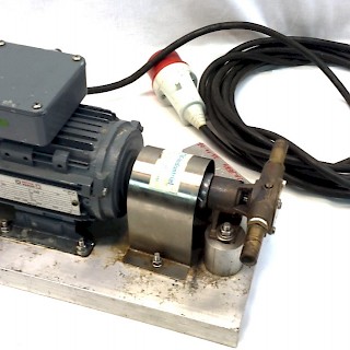 Brook Hansen Pumppu -- 0,18kW