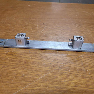 Paineilmasylinteri pari Tyyppi CDQ2B25-10D