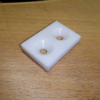 Muovinen levy 60x40x10 mm