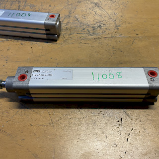 Ilmasylinteri 50/330/135