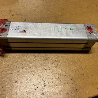 Ilmasylinteri 63/400/200